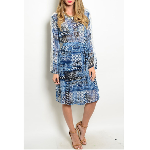 🆕 Lace Sleeves Blue Prints Dress